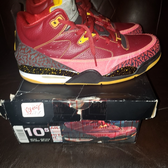 Jordan Son of Mars 10.5 - Picture 2 of 6